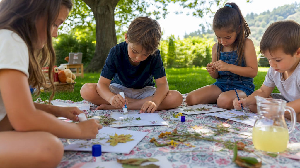 Fabriquer un herbier avec les enfants : guide pratique
