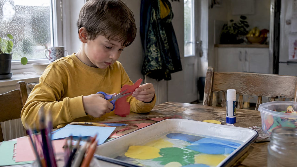Parents: 16 Low Prep Rainy Day Crafts, Age Graded and Teacher Backed