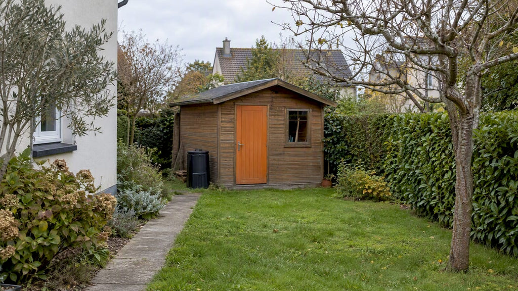 Cabane de jardin sans permis de construire : les règles en France