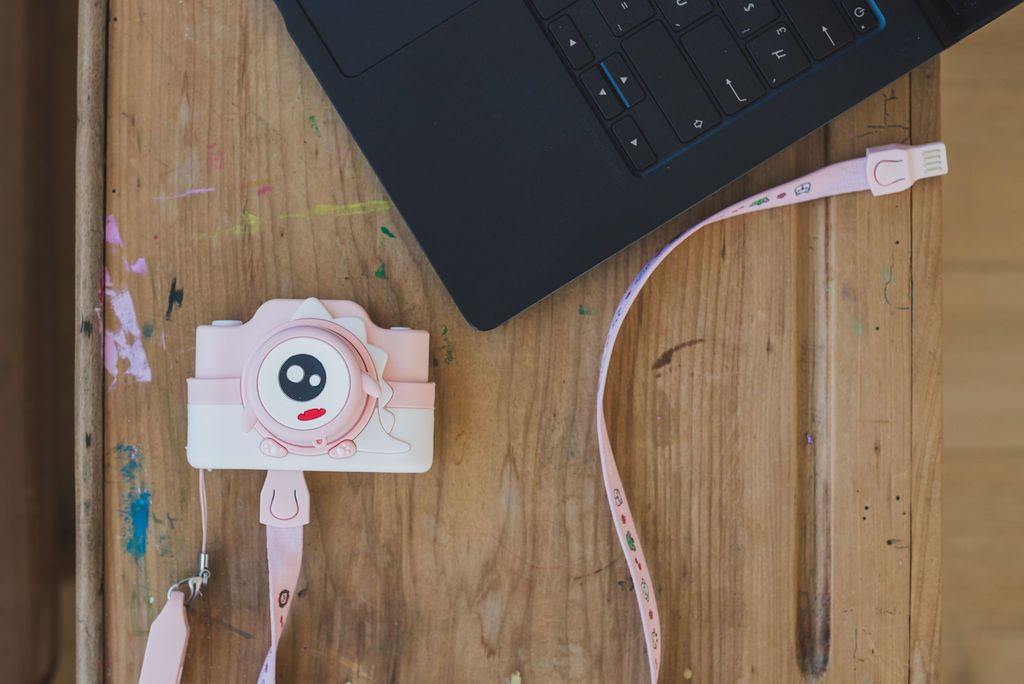 digital kids camera pink dinosaur necklace usb charger